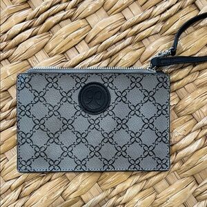 Nine West Gray and black Patterned Wristlet